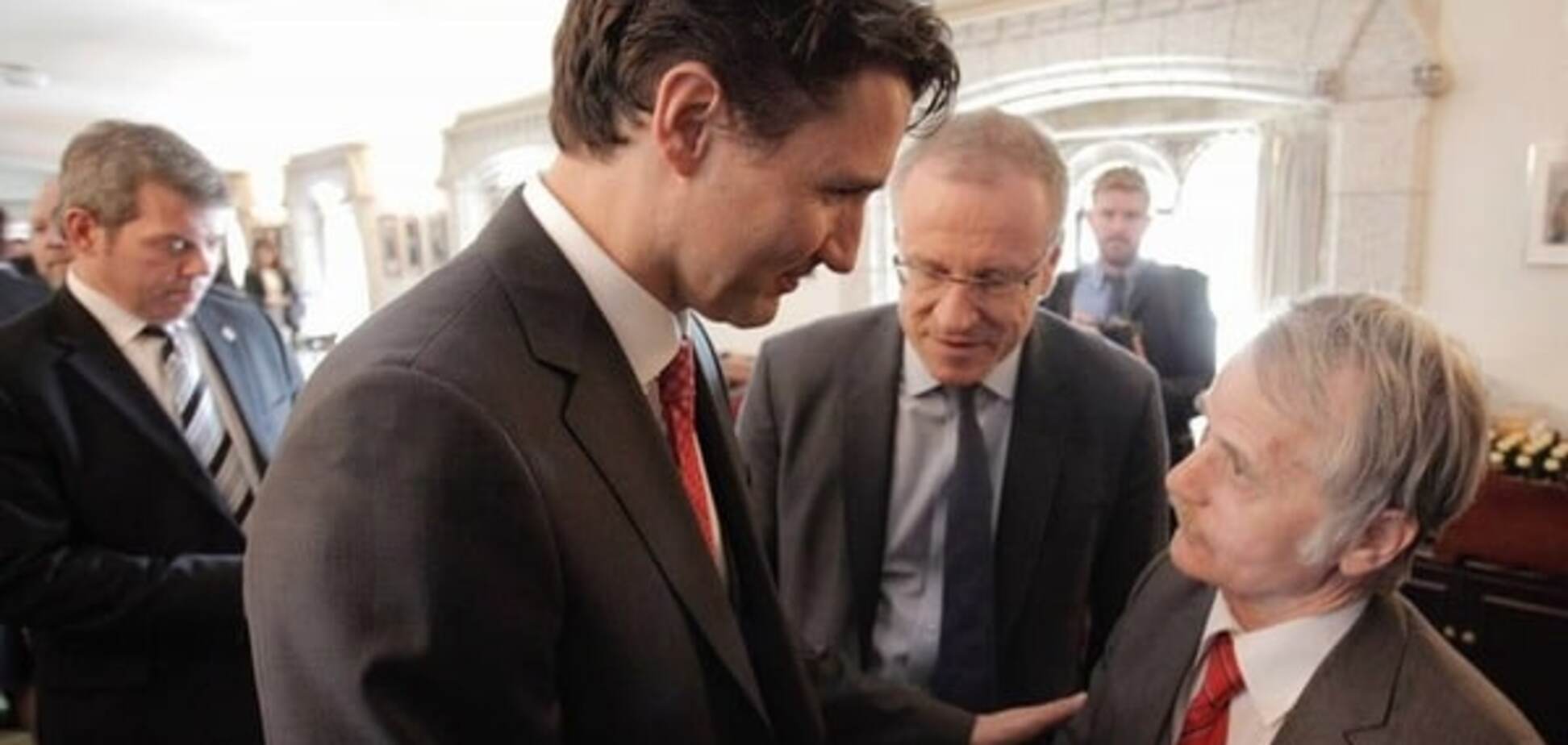 Джемилев встретился с премьером Канады и 'украинским' министром