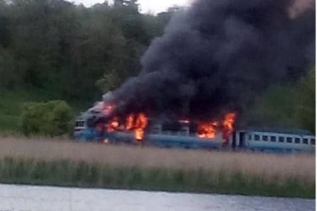 Полиция начала расследование пожара в поезде на Винниччине