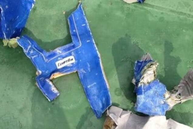 В сеть попала запись переговоров пилота самолета EgyptAir с диспетчерами