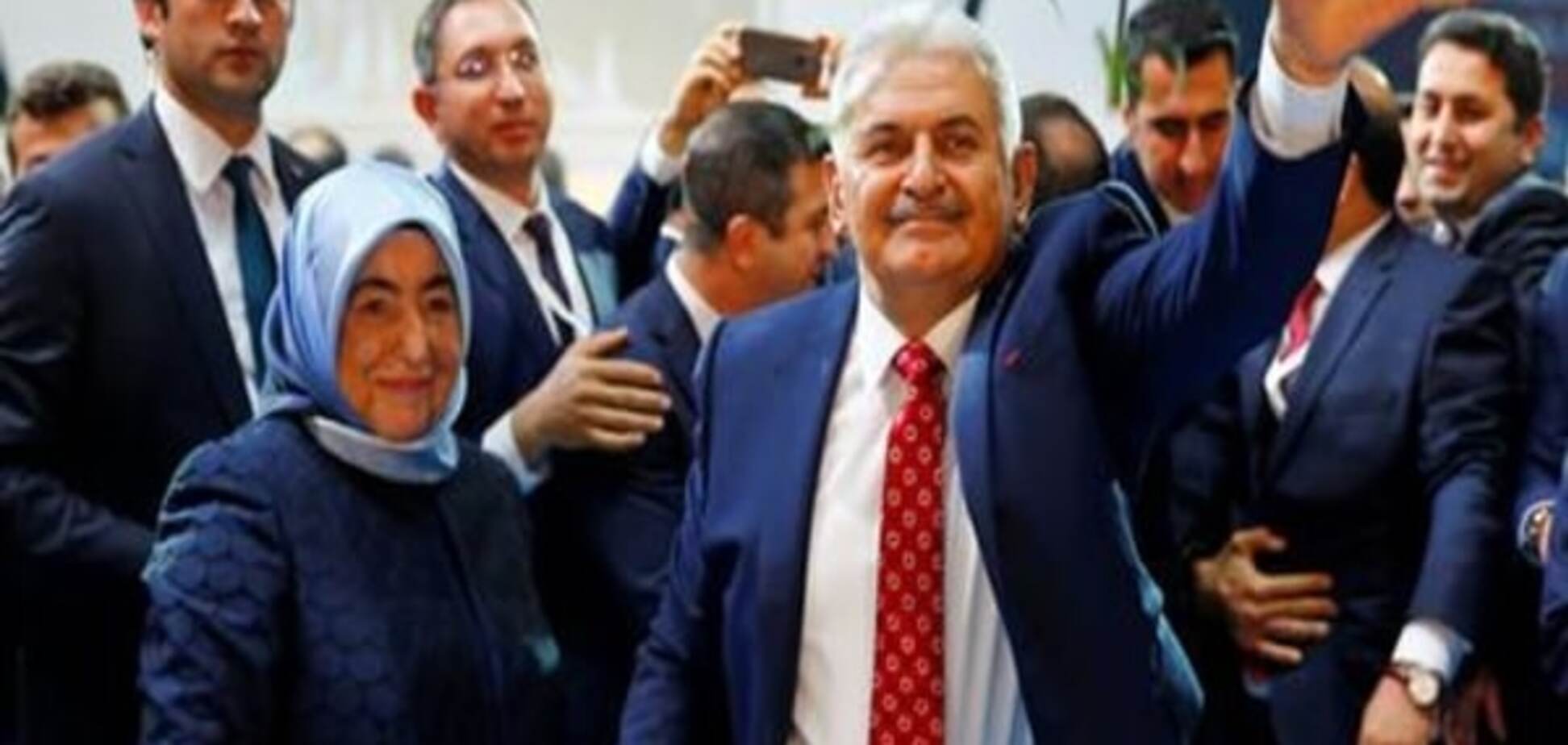 Правляча партія Туреччини обрала новим головою Біналі Їлдирима