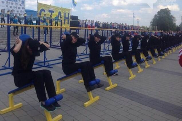 В Днепре копы со всей Украины устроили 'зрелище' не для слабых: опубликованы фото