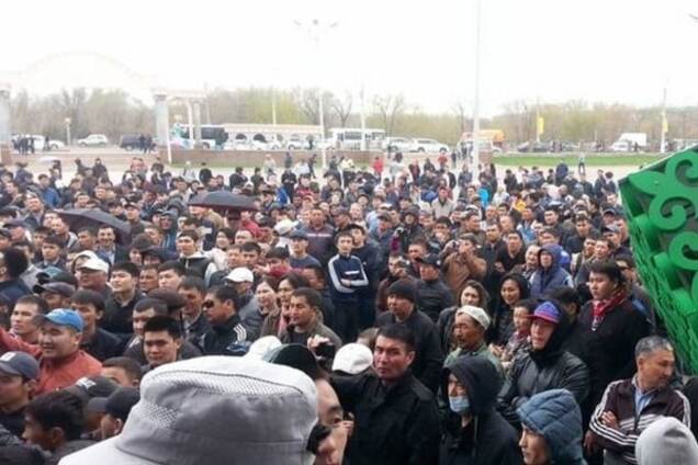 Что происходит? Интервью с казахской журналисткой