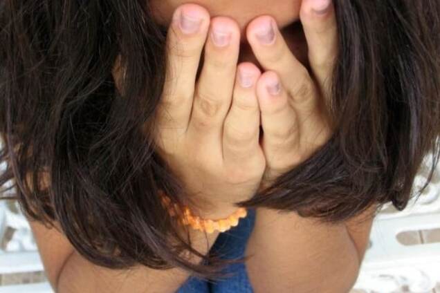 Ушиб спины и угроза выкидыша: в Киеве избили беременную женщину