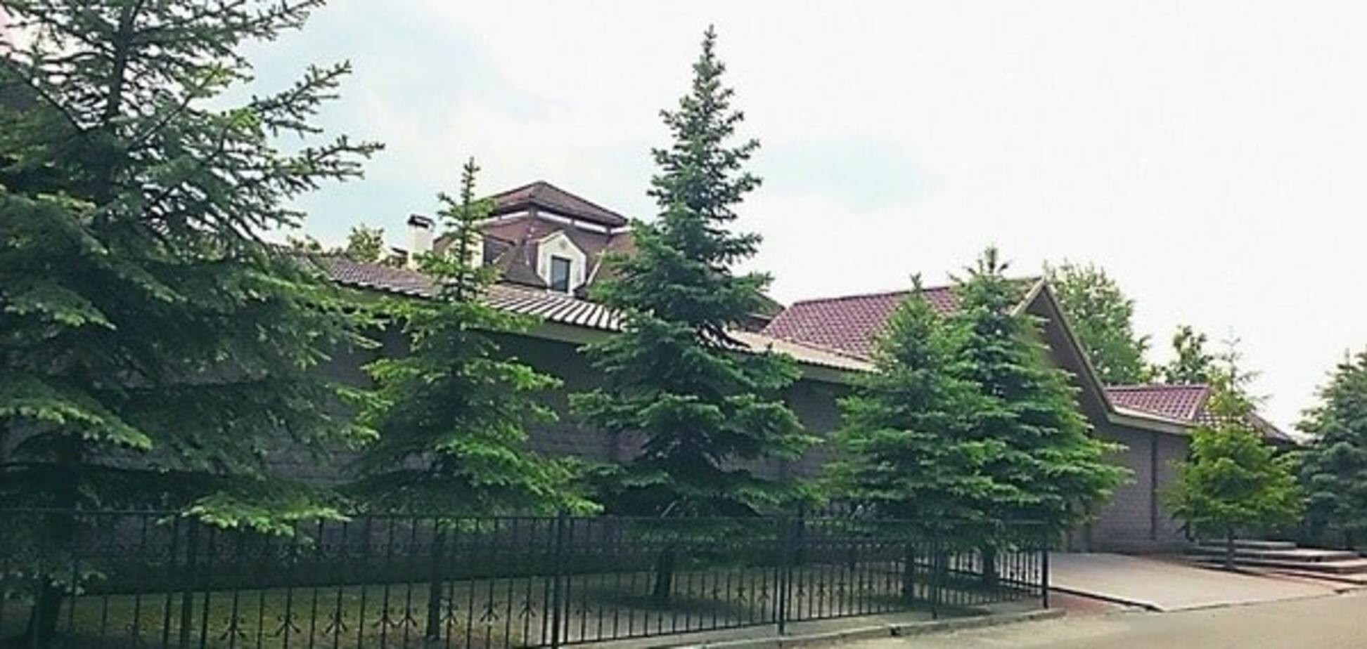 Дом Гройсмана по соседству с Порошенко