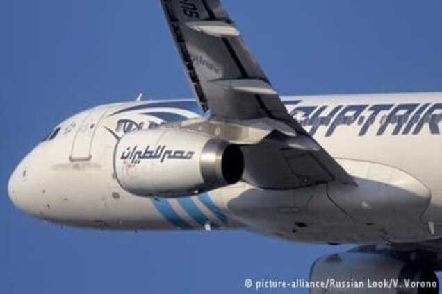 Єгипетські слідчі: Повідомлення про вибух на борту літака EgyptAir передчасні