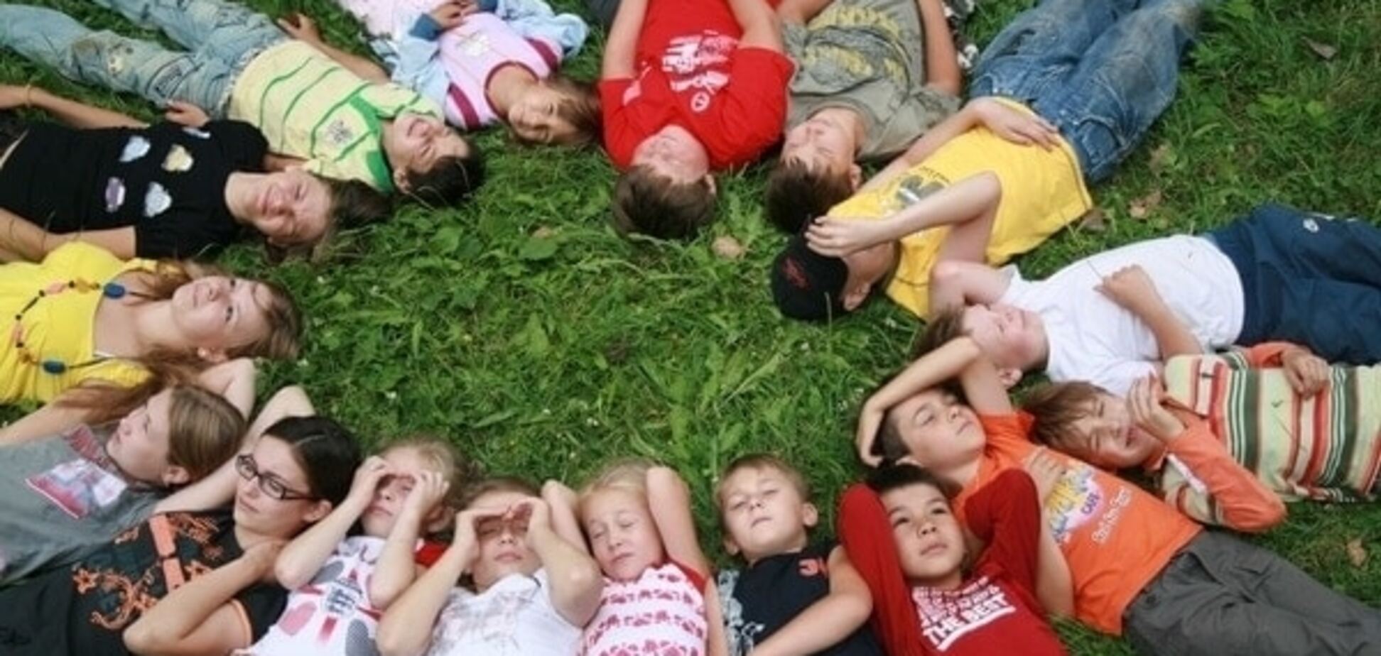 Куда отправить ребенка летом: ТОП 10 лагерей в Украине