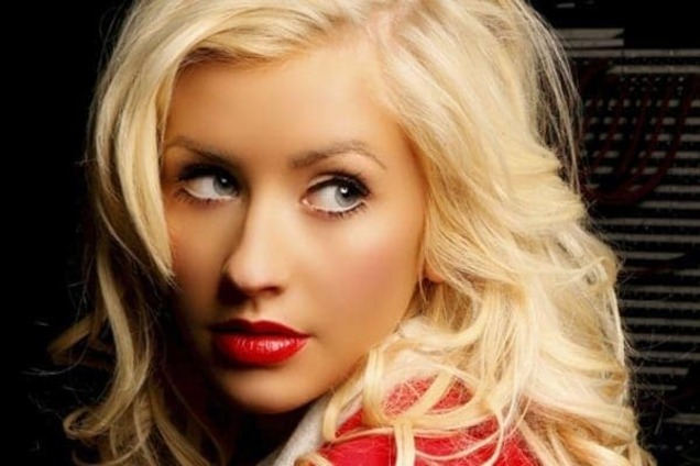 Кристина Агилера учит сына уважать женщин