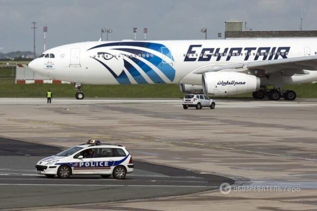 За хвилини до катастрофи з борта EgyptAir надходили тривожні повідомлення