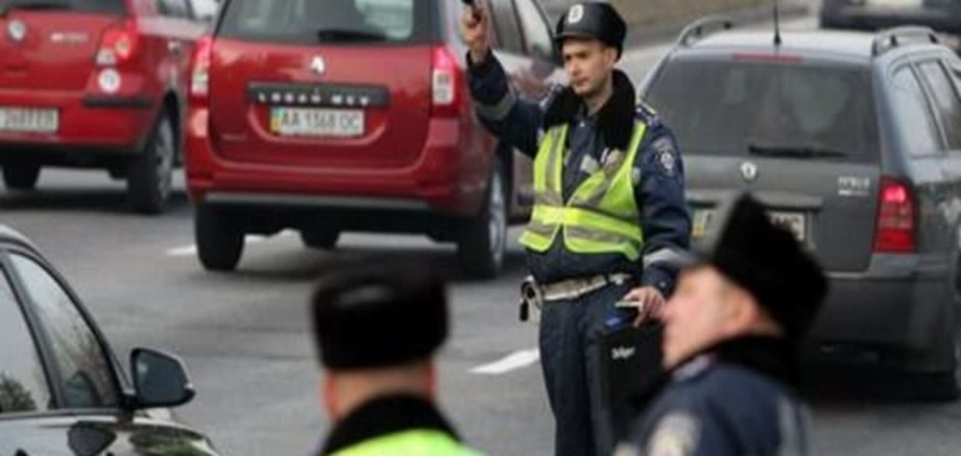 Держслужба зайнятості пропонує звільненим міліціонерам іти в армію на контракт