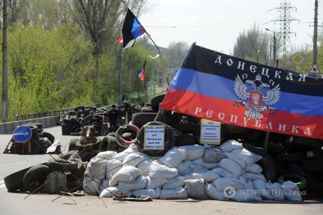 У Порошенко рассказали, кто приказывает террористам бить из тяжелого оружия на Донбассе