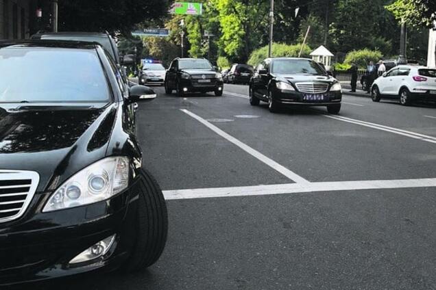 правительственный кортеж