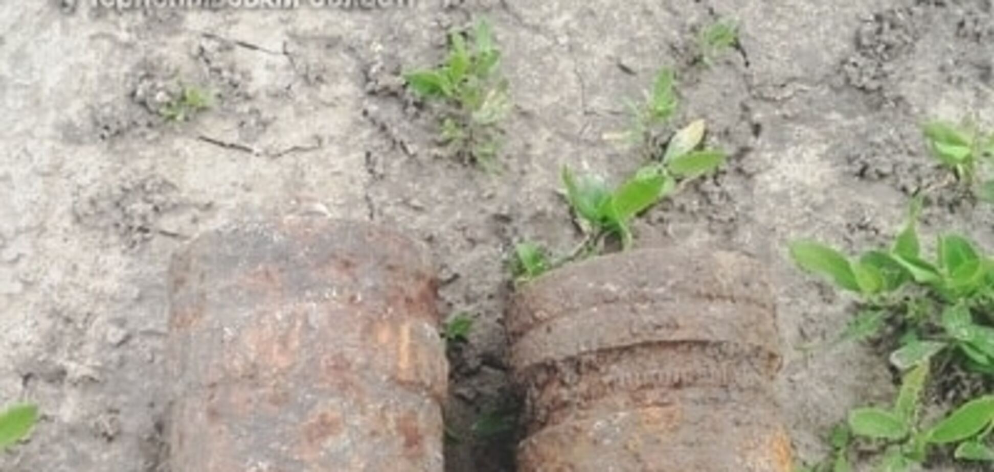 Артилерійський снаряд знайшли у Тернополі (фотофакт)