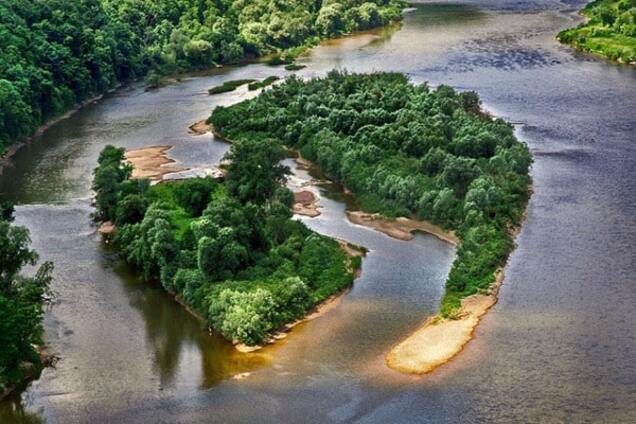 Край незвіданих красот: топ-10 найдивовижніших творінь природи на території України 