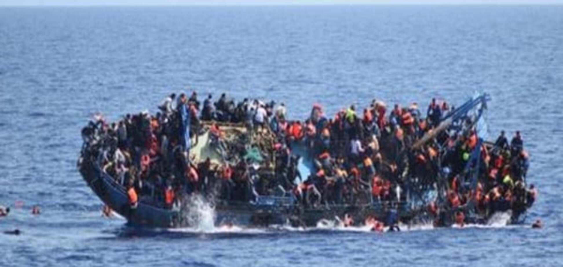 Біля берегів Італії потонули 45 мігрантів