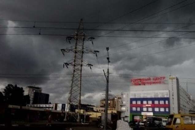 Гидрометцентр предупредил о грозах и шквалах