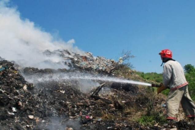 Пожар на свалке