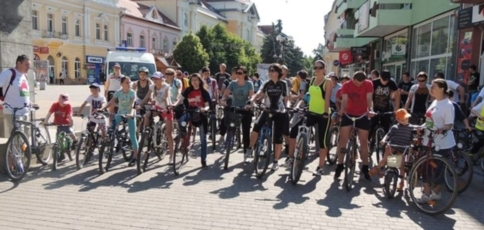 У Берегові й Хусті Всеукраїнський велодень відзначали велозаїздами (ФОТО)