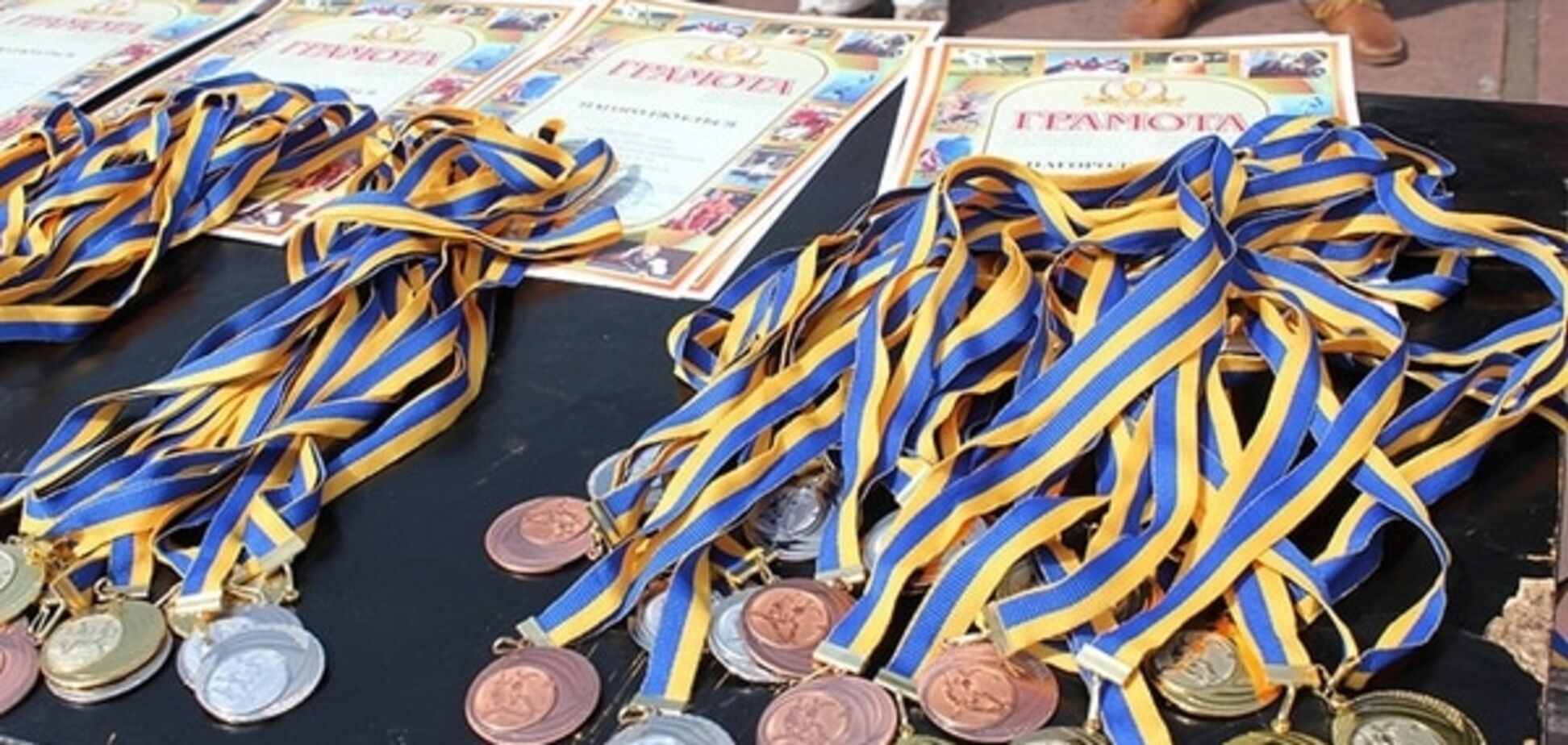 В Ужгороді понад 1000 медиків-спортсменів з усієї області змагалися у 14 видах спорту (ФОТО, ВІДЕО)