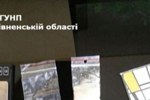 У двох жителів Рівненщини вилучили наркотиків на 9 тисяч гривень