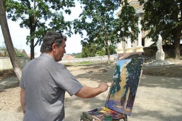 В рамках семінару-пленеру 'Ужгород травневий' закарпатські митці малювали в історичному центрі та на околицях міста (ФОТО)