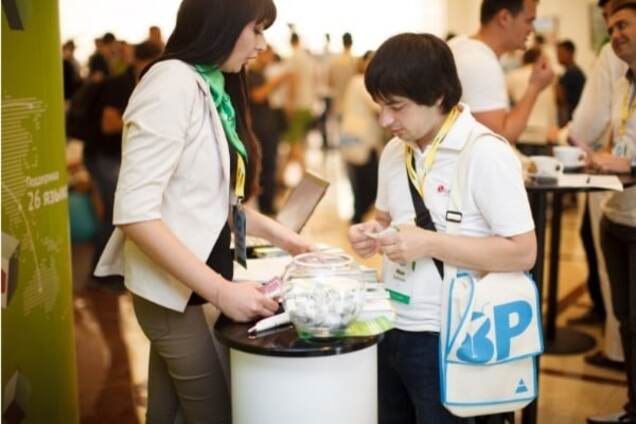 Как построить эффективный бизнес в онлайне? Лучшие кейсы на одесской конференции 8Р