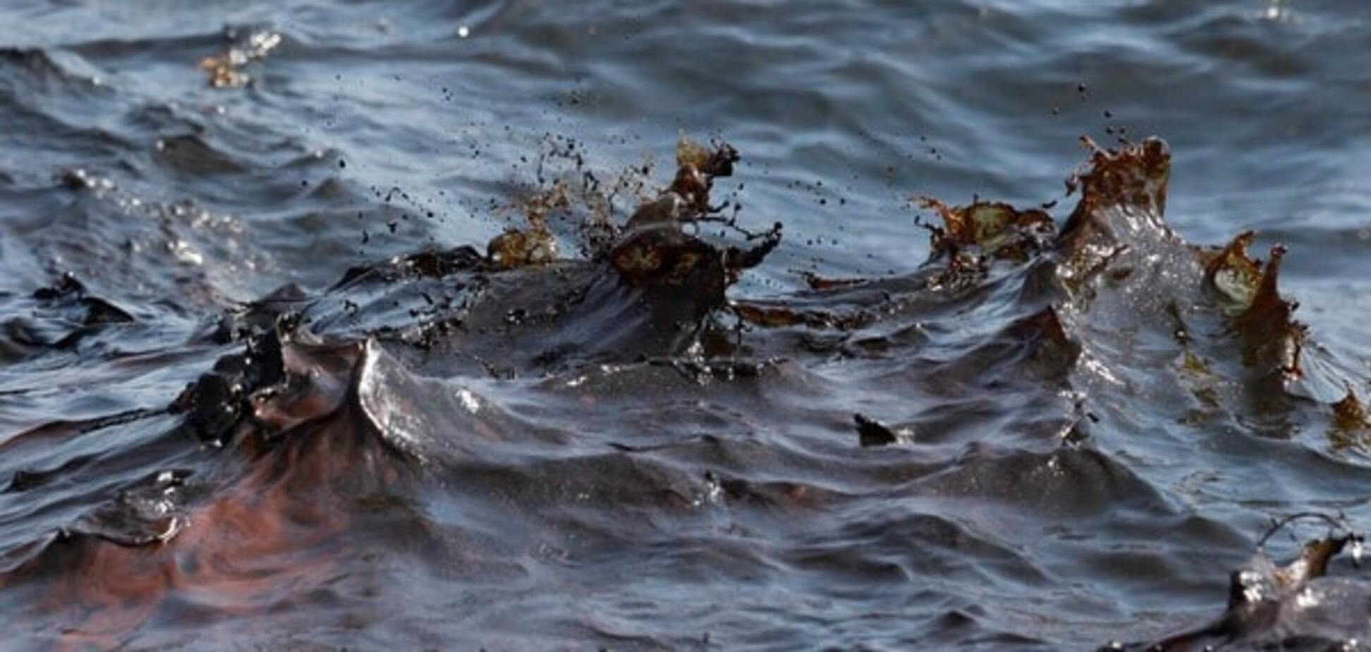 Мазут в Черном море