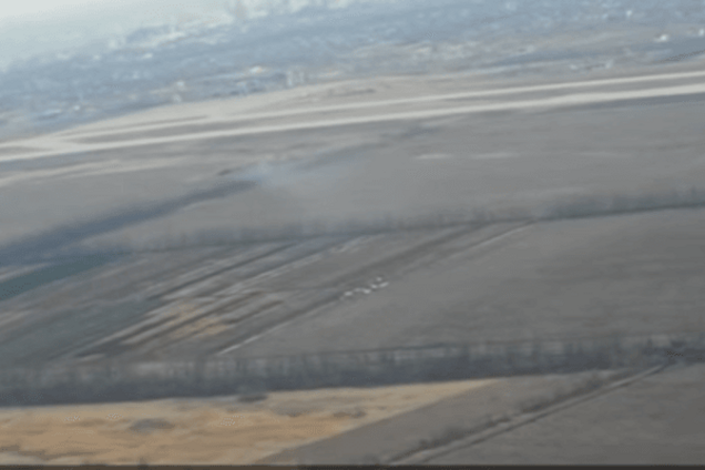 Аеророзвідка ліквідувала позиції терористів біля донецького аеропорту
