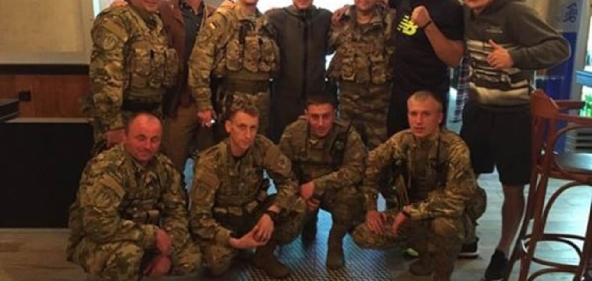 Настоящие патриоты. Усик, Зозуля и Федецкий встретились с бойцами АТО: фотофакт