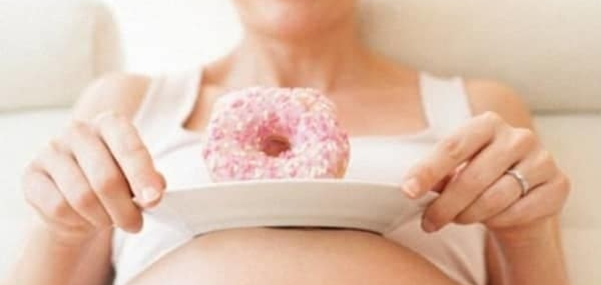 Высокое содержание фруктозы в питании беременной вредит будущему малышу