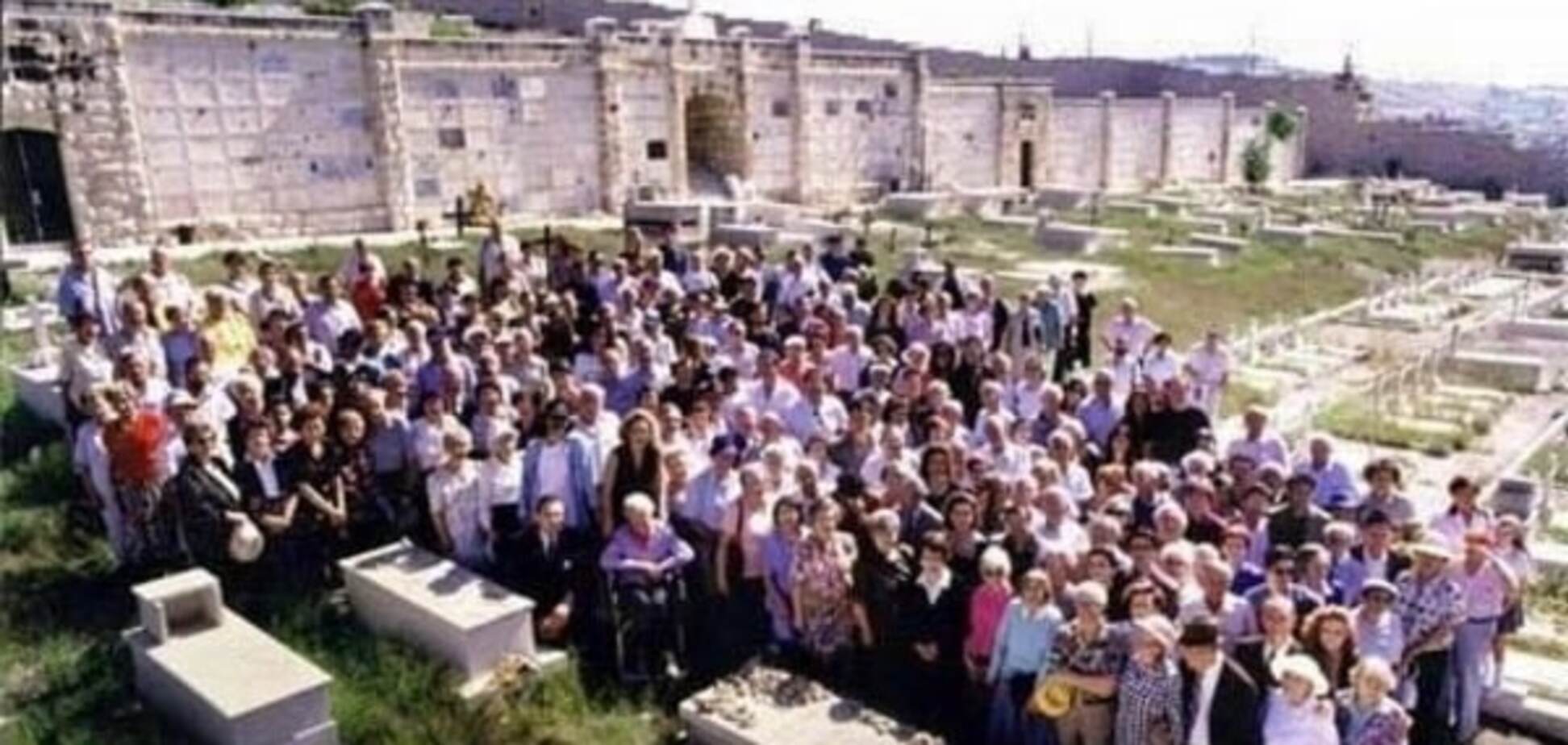 Сотни благодарных: еврейские семьи почтили своего спасителя Шиндлера в Иерусалиме. Фотофакт