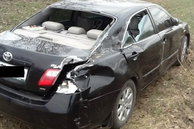 На Черниговщине пьяный водитель въехал в толпу выпускников и родителей: есть жертвы