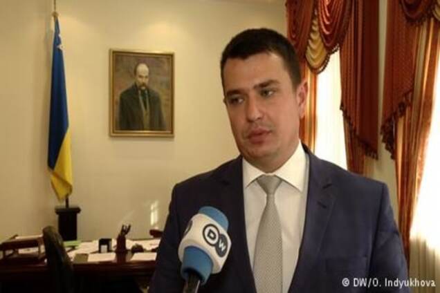 НАБУ хоче не допустити виїзду за кордон фігурантів 'чорної бухгалтерії' ПР