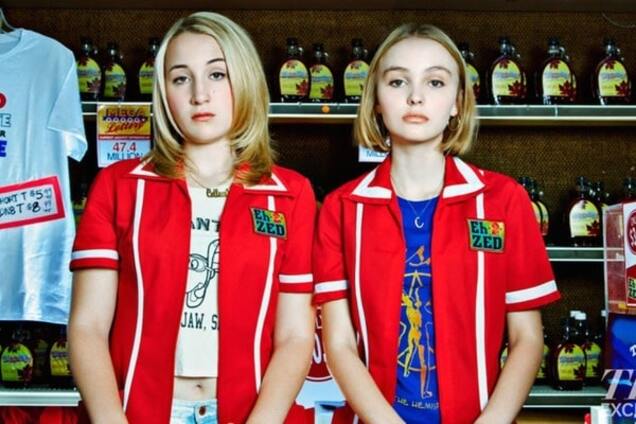 Депп и Паради снялись с дочерью в черной комедии