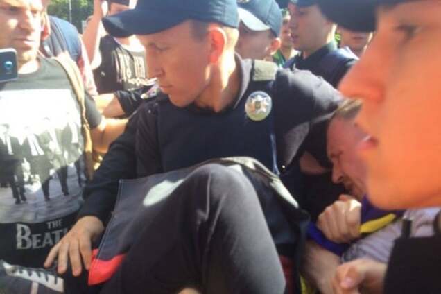 Задержание на марше ЛГБТ