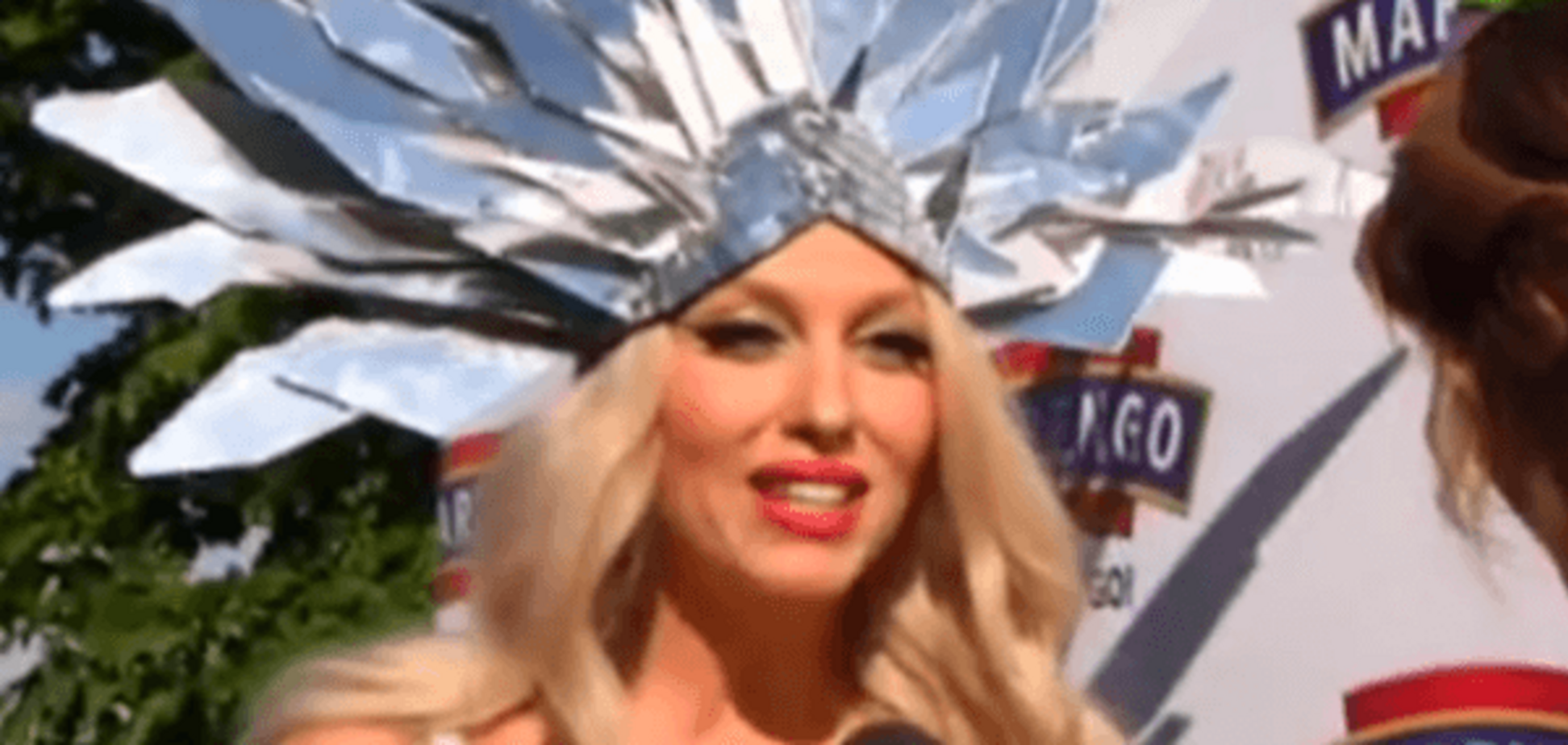 Оля Полякова