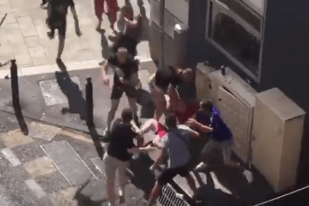 Англия – Россия драка