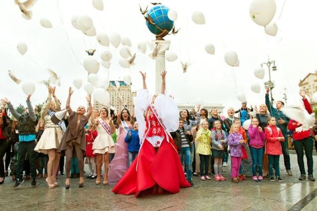 Лора Суперфин