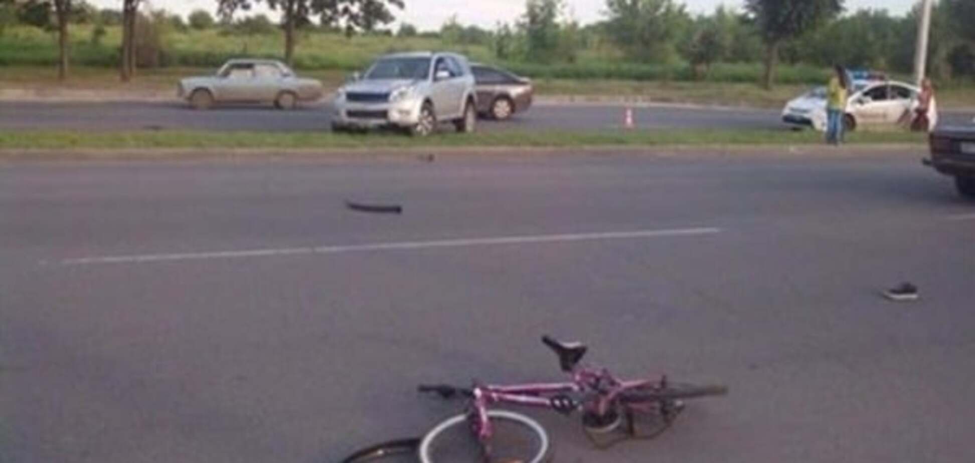 Трагедия в Харькове: автомобиль сбил девочку на велосипеде