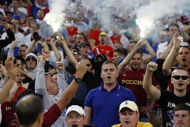 Что связывает российских футбольных хулиганов с властью