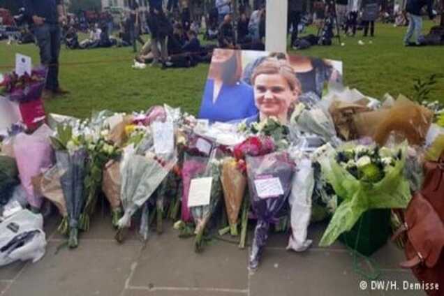 Убивця британської депутатки назвав себе 'смертю зрадникам'