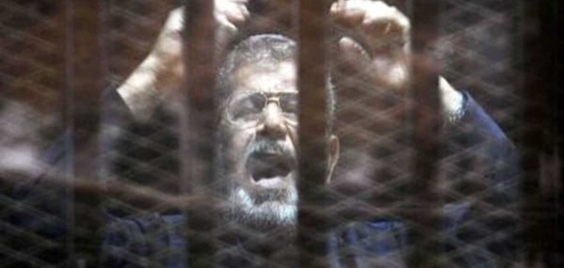 Екс-президент Єгипту отримав довічний термін ув'язнення за зраду державних інтересів