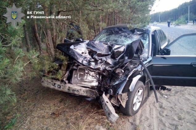 В страшном ДТП на Ривненщине погибли четыре человека: опубликованы фото аварии