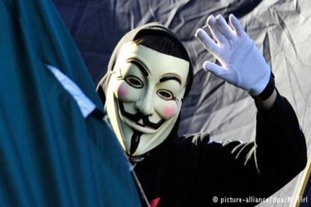 Сінгапур капітулював перед комп'ютерними шахраями?