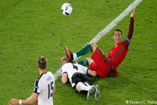 Роналду зберігає надію, австрійці щасливі не пакувати валізи