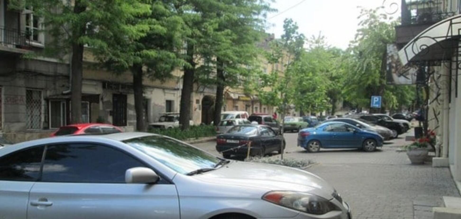 Дизайн от-кутюр: как коммунальщики изменили Красный переулок в Одессе