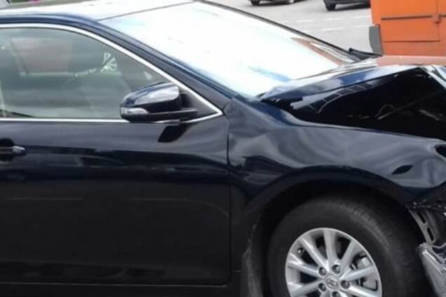 В Кировограде 'Toyota' попала под 'пресс' маршрутки. Фото