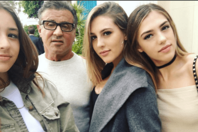 Сильвестр Сталлоне с дочерьми