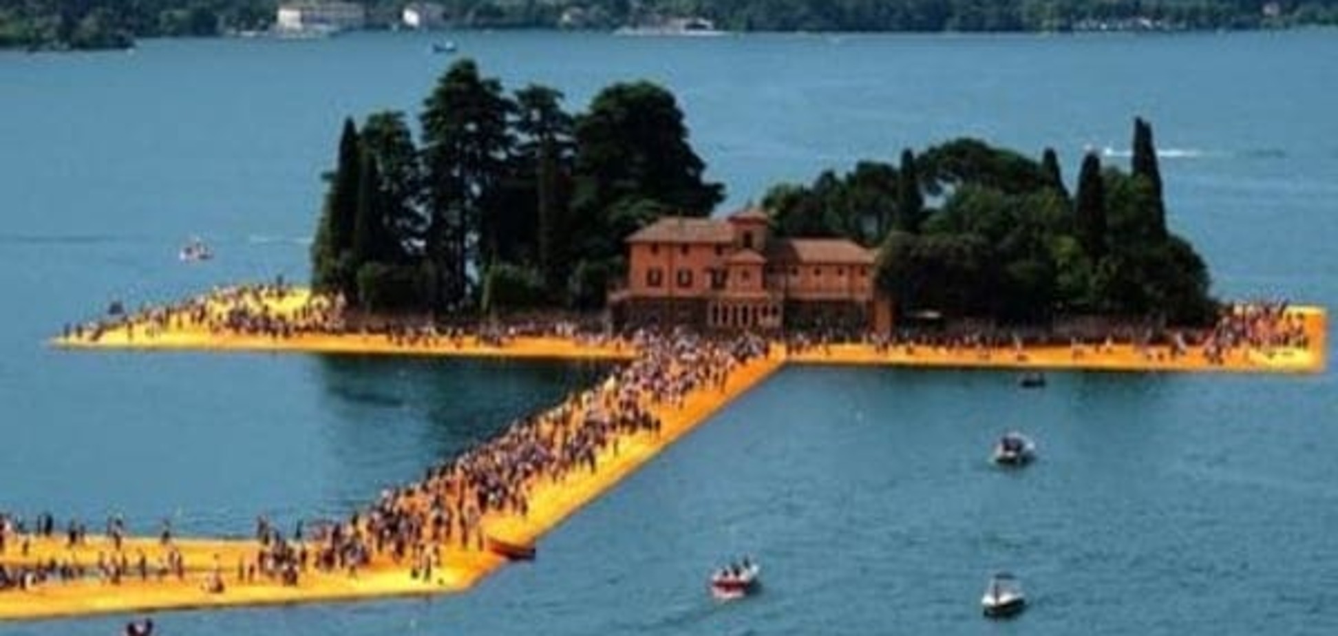 'Плавучий пірс' Крісто: незабутня прогулянка по воді