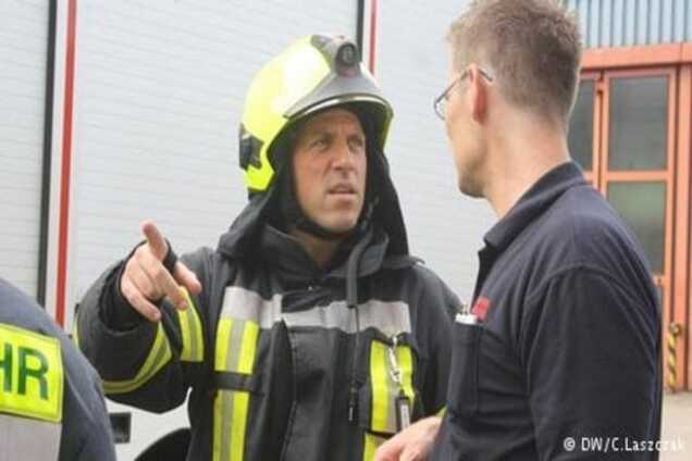 Як футболісти стають пожежниками