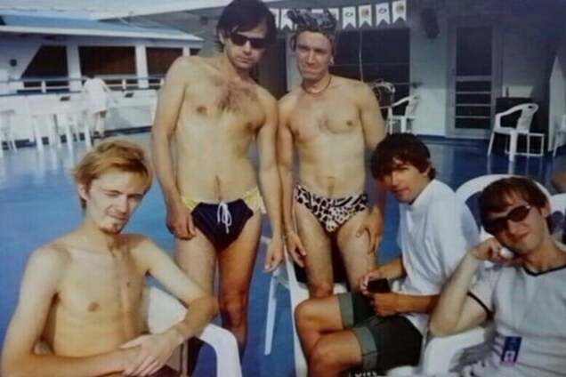 Молодые и полуголые: в сети опубликовано раритетное фото группы 'Океан Ельзи'